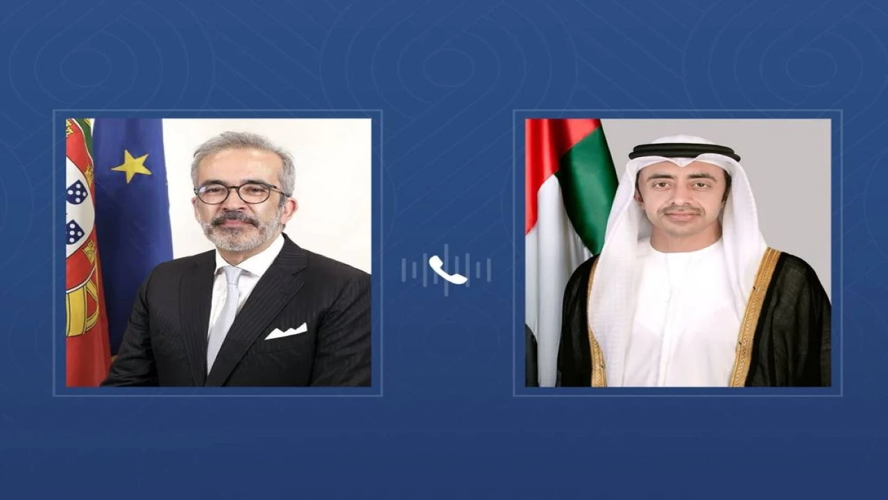 عبدالله بن زايد ووزير خارجية البرتغال يناقشان العلاقات الثنائية عبر الهاتف